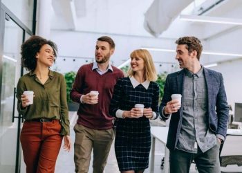 Outfit được sử dụng như thế nào?