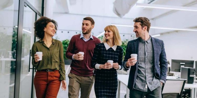 Outfit được sử dụng như thế nào?