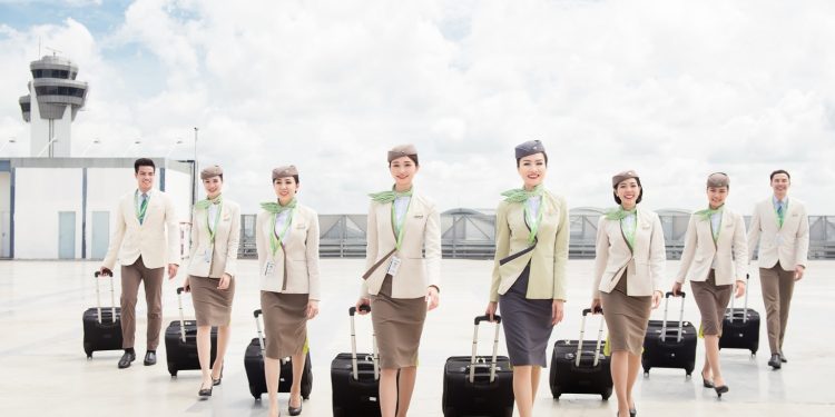 Tiêu chuẩn về ngoại hình cần đáp ứng khi làm tiếp viên 