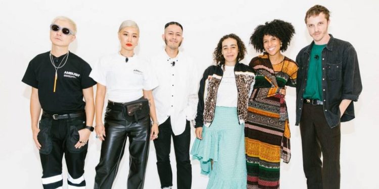 Gen Y – Thế hệ “anh chị” của Gen Z